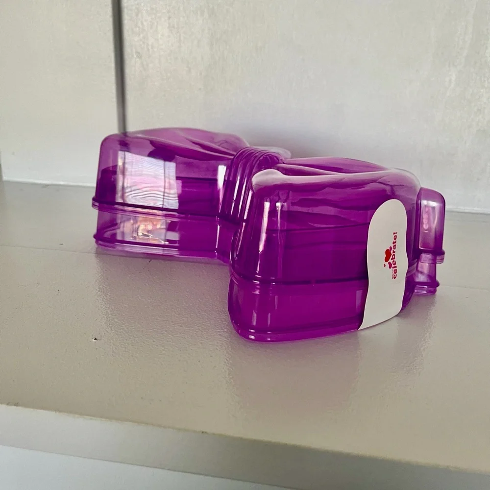 Purple‎ Bow Container 9